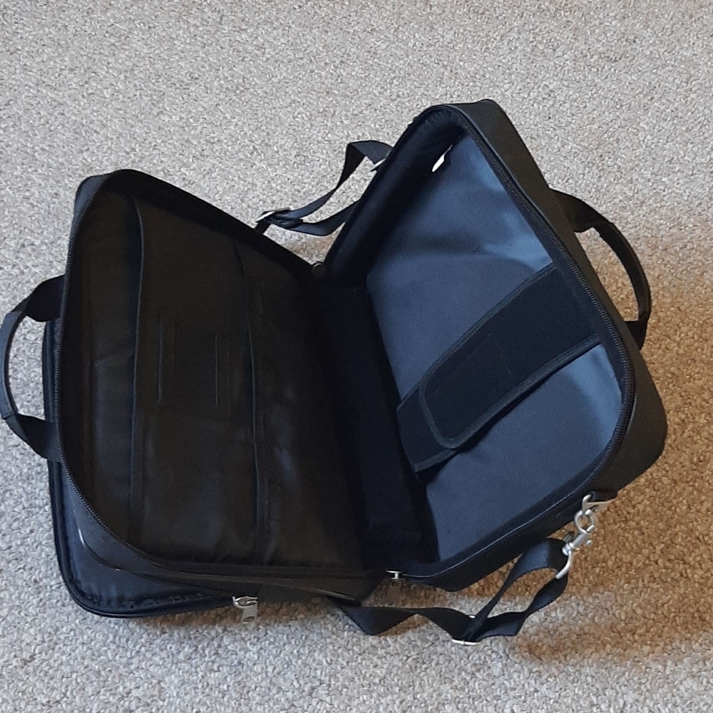Icon Briefcase/Lap Top Computer Bag - Picture 10 of 14